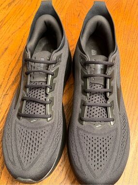 Brooks Men's Black Athletic Running Shoes Glycerin 23 GTS